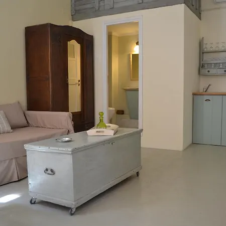 Antica Casa Studios